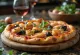 Pizza ai frutti di mare classica servita