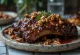 Costine di maiale affumicate BBQ con croccanti noci pecan