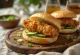 Bao bun al pollo croccante servito