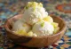 Gelato cocco e ananas servito