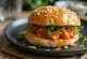 Bao bun con kimchi e semi di sesamo servito