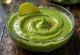 Vellutata di spinaci e avocado servita