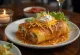Chimichanga fritta croccante ripiena di manzo, riso e formaggio