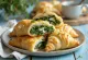 Pogacha agli spinaci, sfoglia croccante con ripieno verde