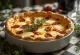 Quiche mozzarella e pomodori secchi servita rustica