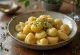 Gnocchi all'origano serviti