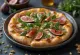 Pizza ai fichi con prosciutto crudo e miele