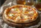 Pizza con lardo, mozzarella e rosmarino